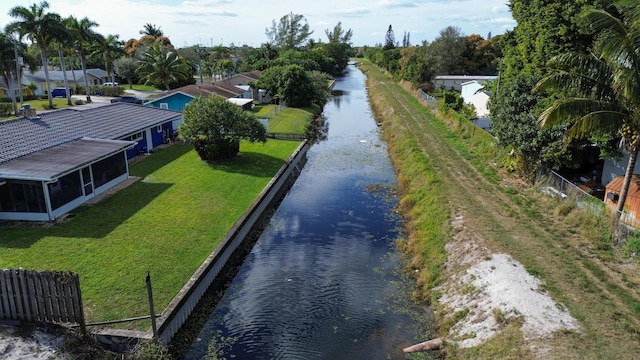 bird's eye view with a water view