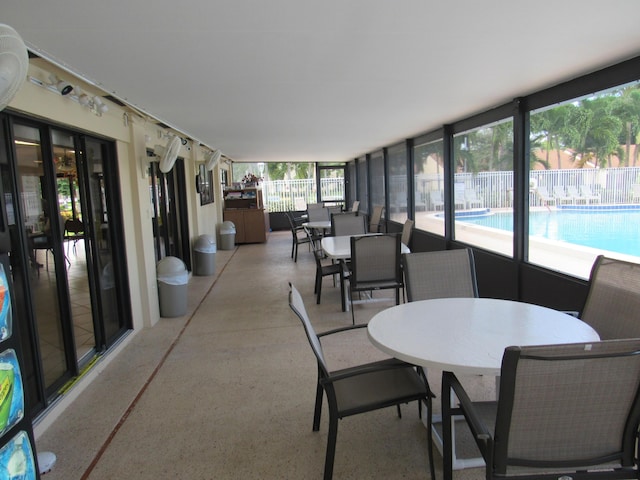 view of sunroom / solarium