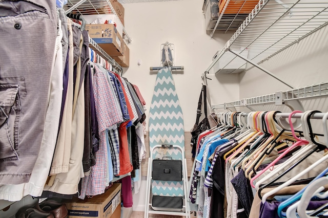 view of spacious closet