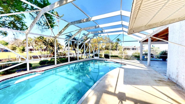 479 SE Verada Ave, Port Saint Lucie, FL 34983 - pool with a patio and a lanai