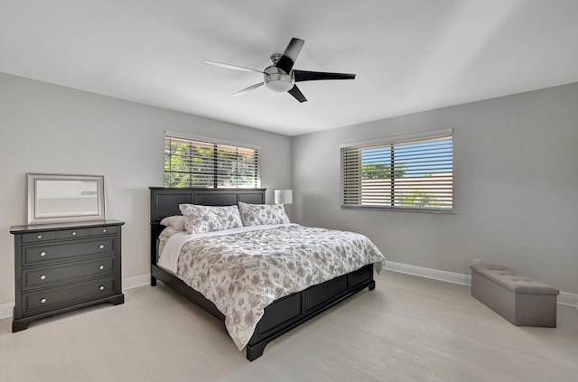 bedroom featuring ceiling fan