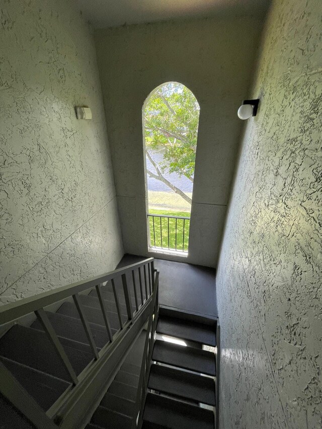 1401 Village Blvd Unit 136, West Palm Beach, FL 33409 - view of staircase