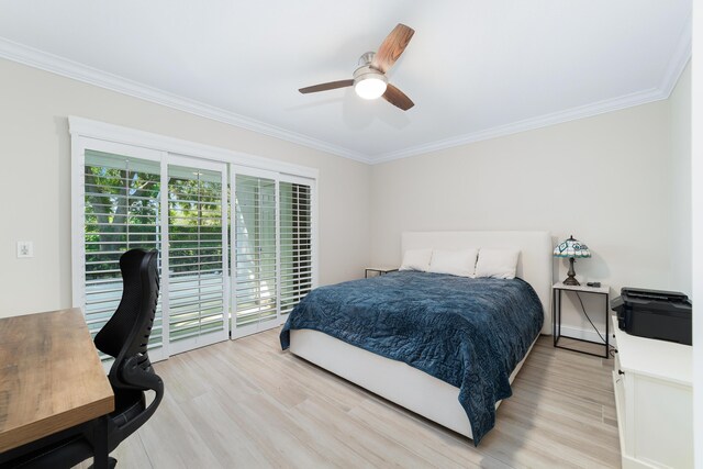 bedroom featuring ceiling fan, access to exterior, light hardwood / wood-style flooring, and ornamental molding