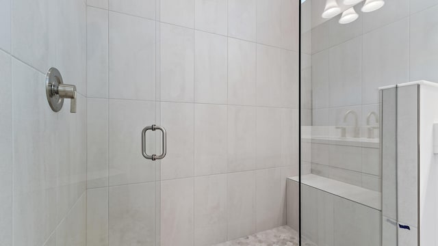 205 SE Via Sangro, Port Saint Lucie, FL 34952 - bathroom with a tile shower