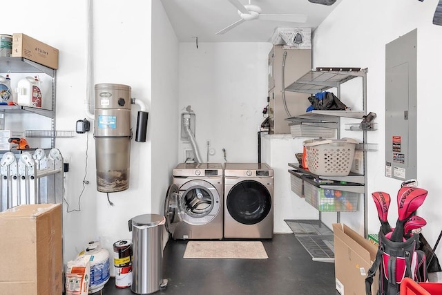 laundry room featuring ceiling fan and washing machine and clothes dryer