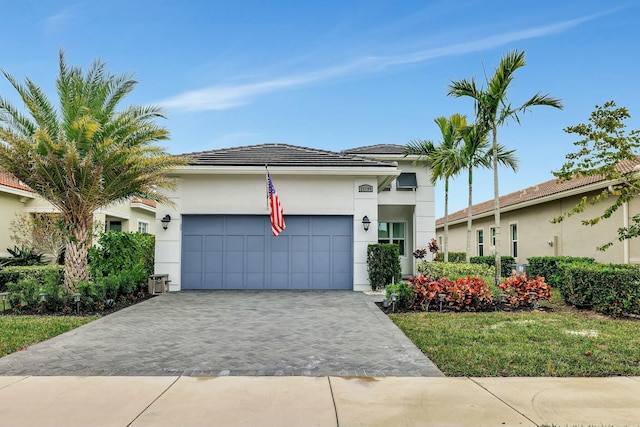 view of front of house featuring a garage