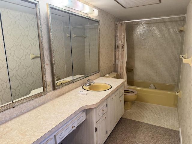 full bathroom with toilet, vanity, and shower / tub combo