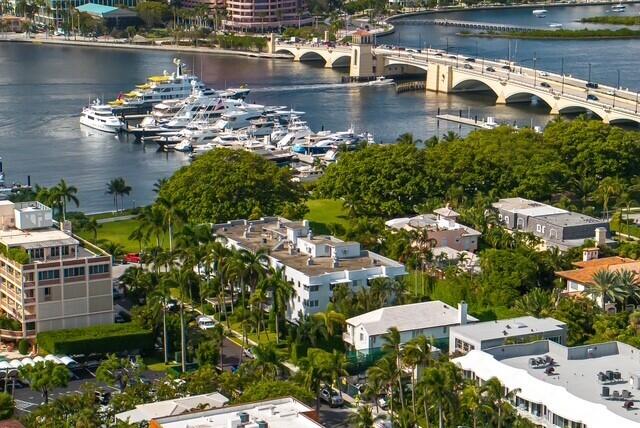 bird's eye view with a water view