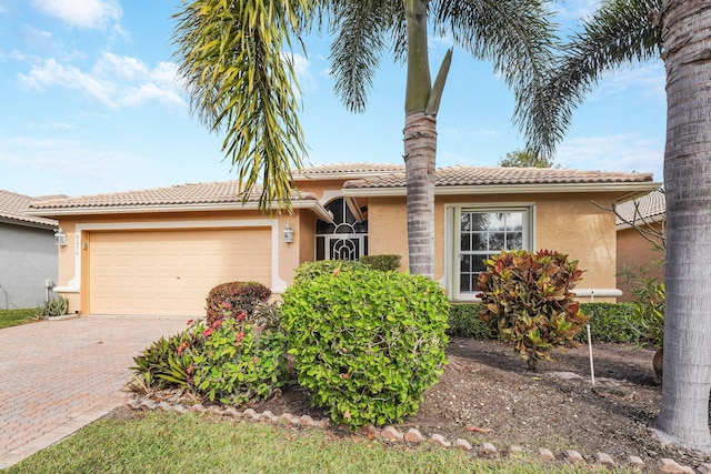 view of front of home featuring a garage