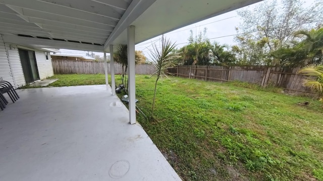 view of yard with a patio area