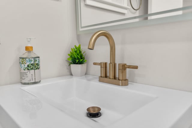 room details featuring sink