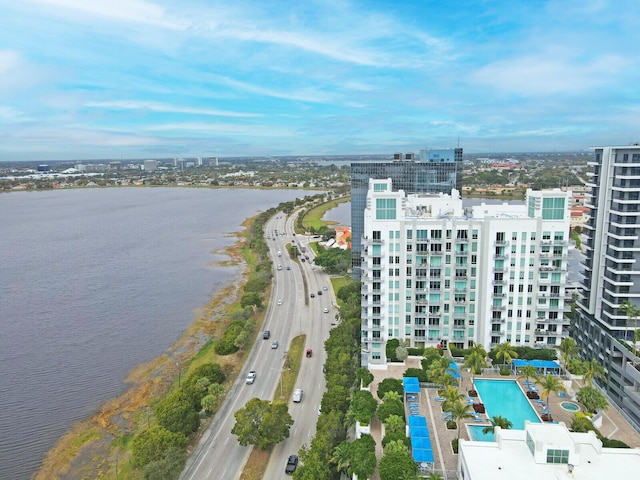 bird's eye view with a water view