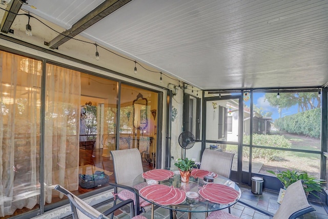 view of sunroom / solarium