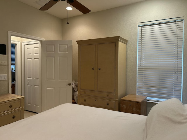 bedroom featuring ceiling fan