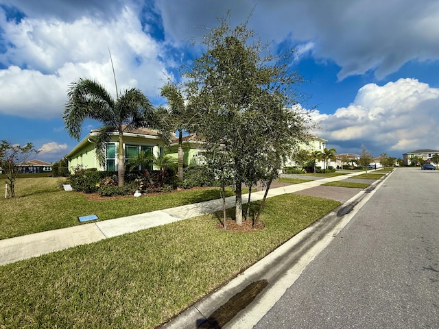 view of front of house with a front yard