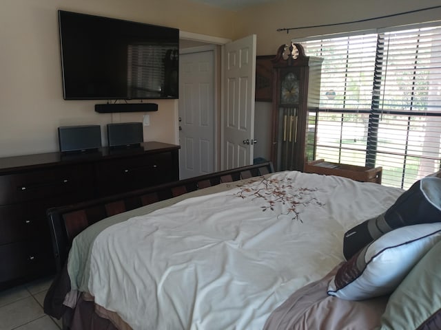 5266 Greenwood Dr, Delray Beach, FL 33484 - view of tiled bedroom