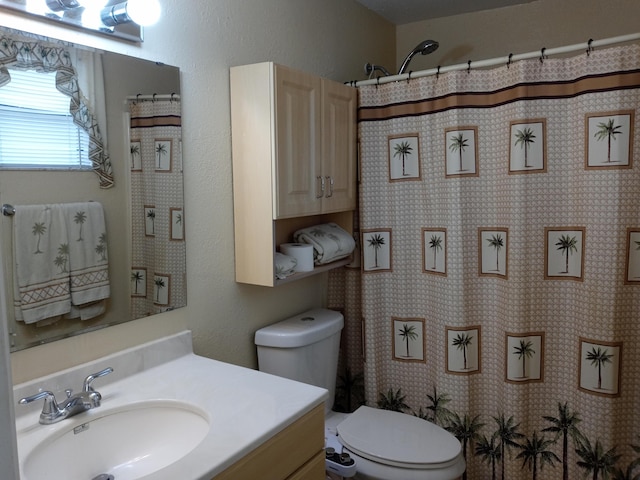 5266 Greenwood Dr, Delray Beach, FL 33484 - bathroom featuring toilet, vanity, and a shower with curtain