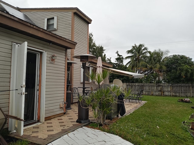 view of yard with a patio area