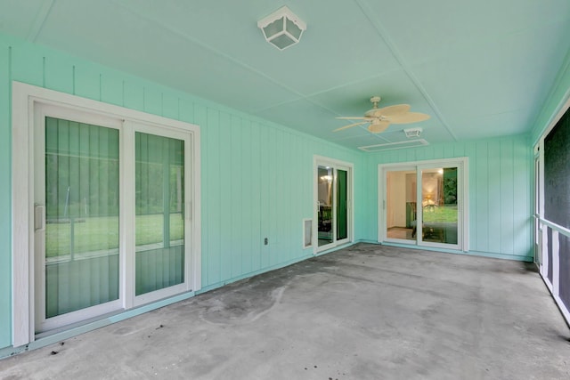 view of patio with ceiling fan