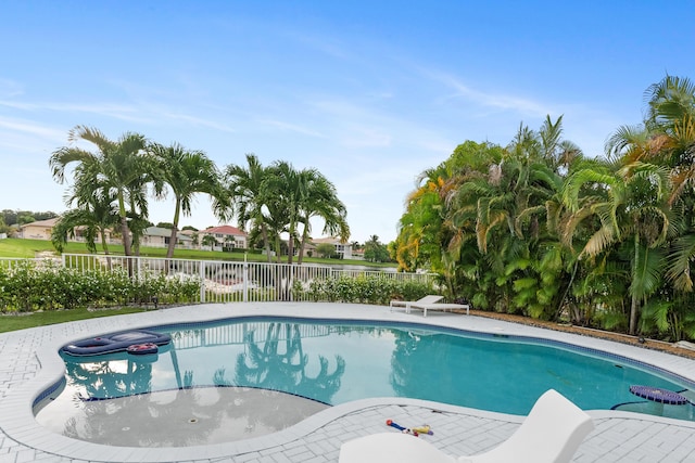 view of swimming pool