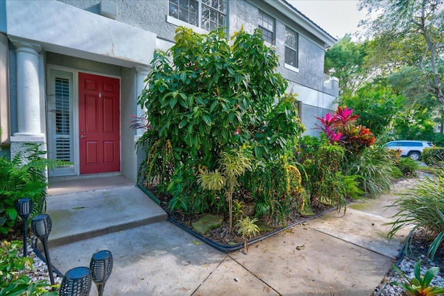 view of property entrance