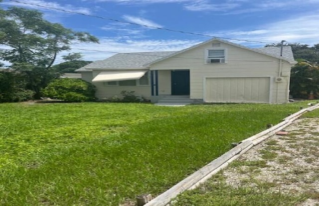 single story home with a front yard