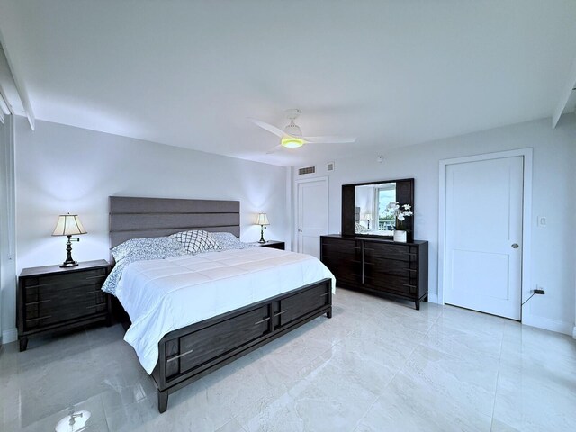 bedroom featuring ceiling fan