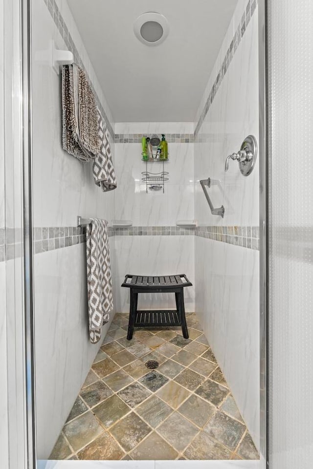 bathroom with walk in shower