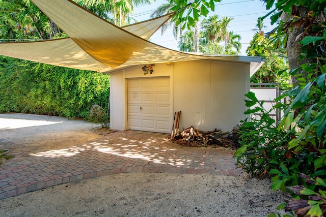 view of detached garage