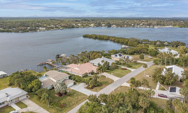 bird's eye view featuring a water view