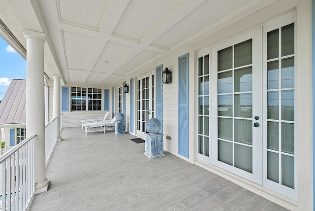 balcony featuring covered porch