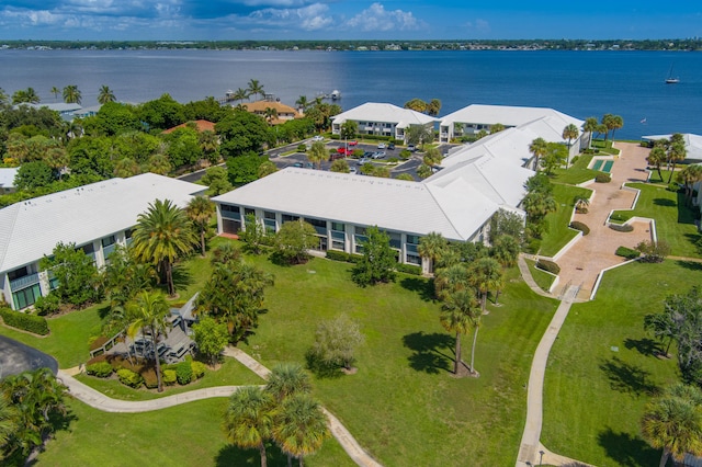 bird's eye view with a water view