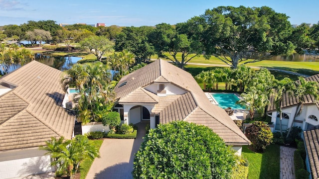 bird's eye view featuring a water view