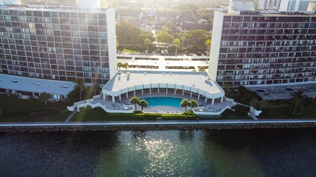 bird's eye view with a water view