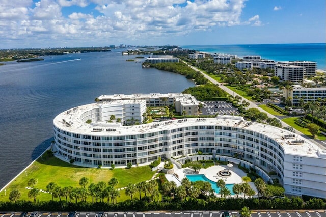 bird's eye view featuring a water view