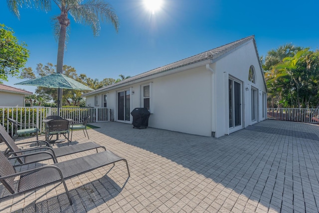 1401 SE Glencoe Ct, Port Saint Lucie, FL 34952 - view of patio / terrace