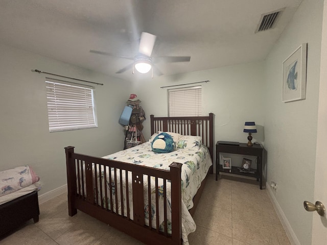 bedroom with ceiling fan