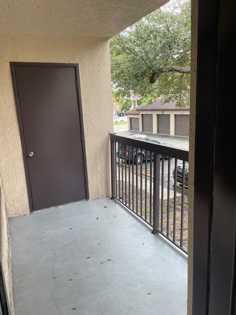 4261 W Mcnab Rd Unit 13, Pompano Beach, FL 33069 - view of balcony