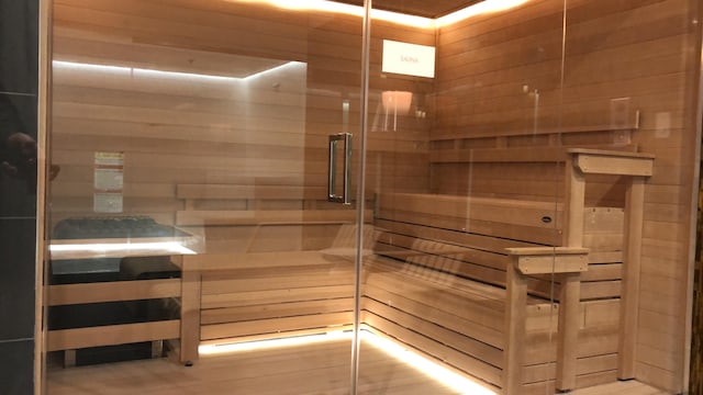 view of sauna / steam room