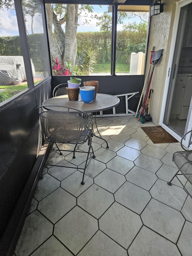 view of sunroom / solarium