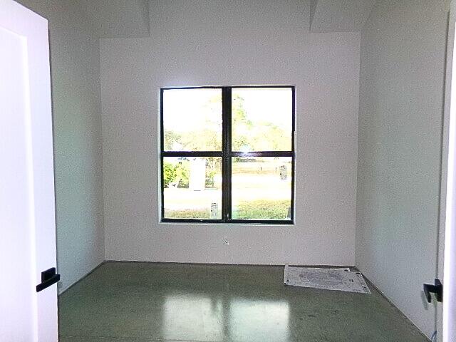 view of unfurnished room