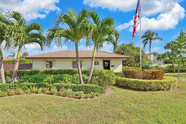 exterior space featuring a front lawn