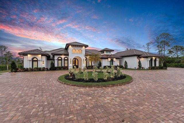 view of mediterranean / spanish-style home