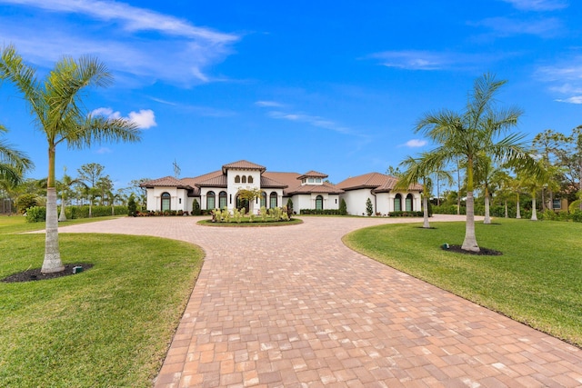 view of front of house with a front yard