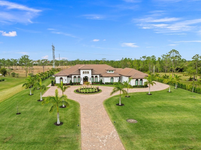 view of front of house with a front lawn