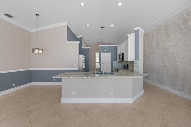 kitchen featuring sink, white cabinetry, crown molding, hanging light fixtures, and stainless steel appliances