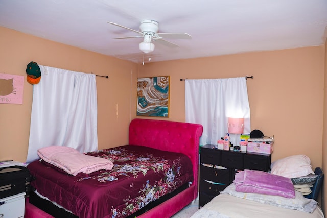 bedroom featuring ceiling fan