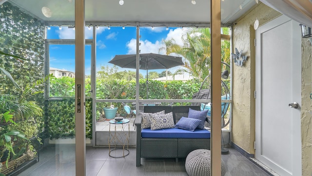 view of sunroom / solarium