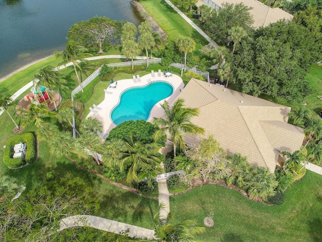 birds eye view of property featuring a water view