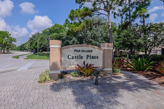 view of community sign